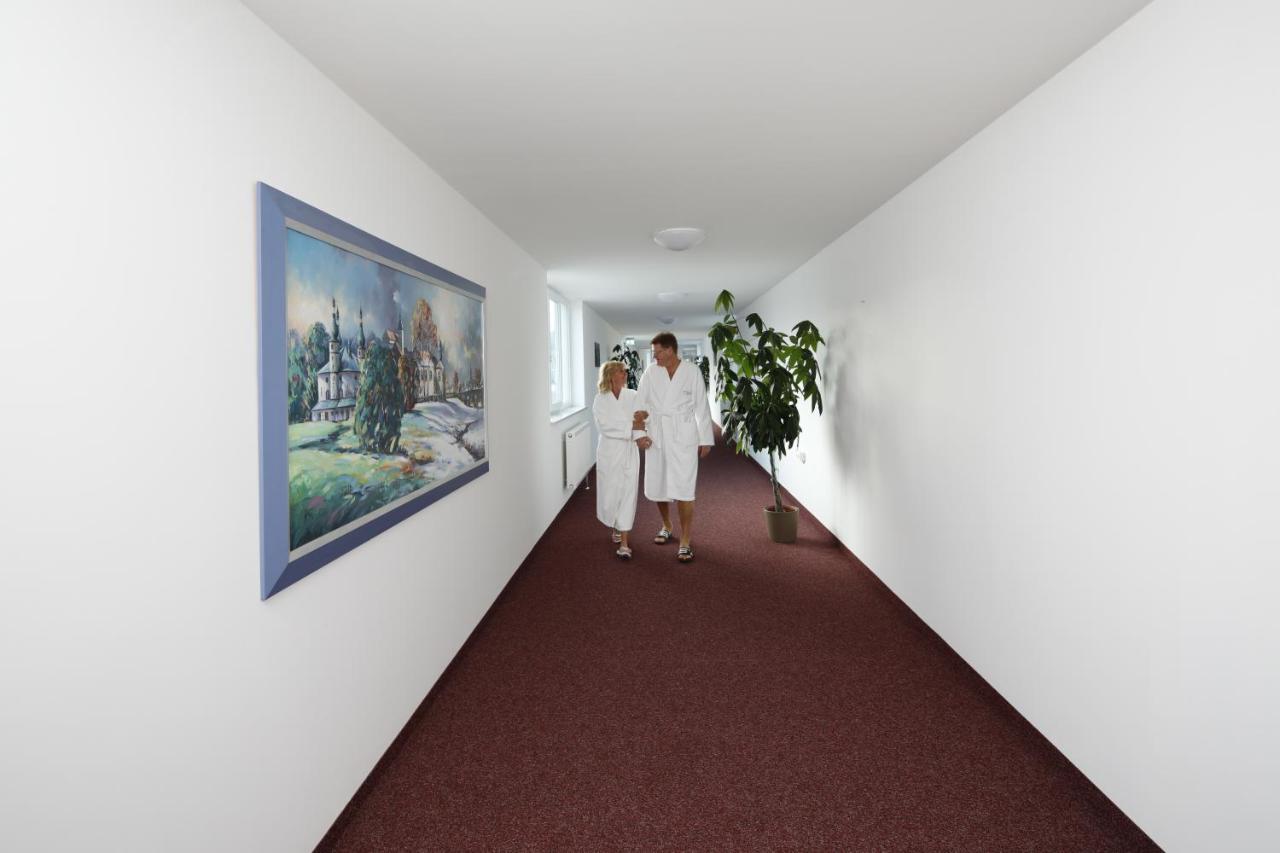 Appartement-Hotel Sibyllenbad Neualbenreuth Buitenkant foto