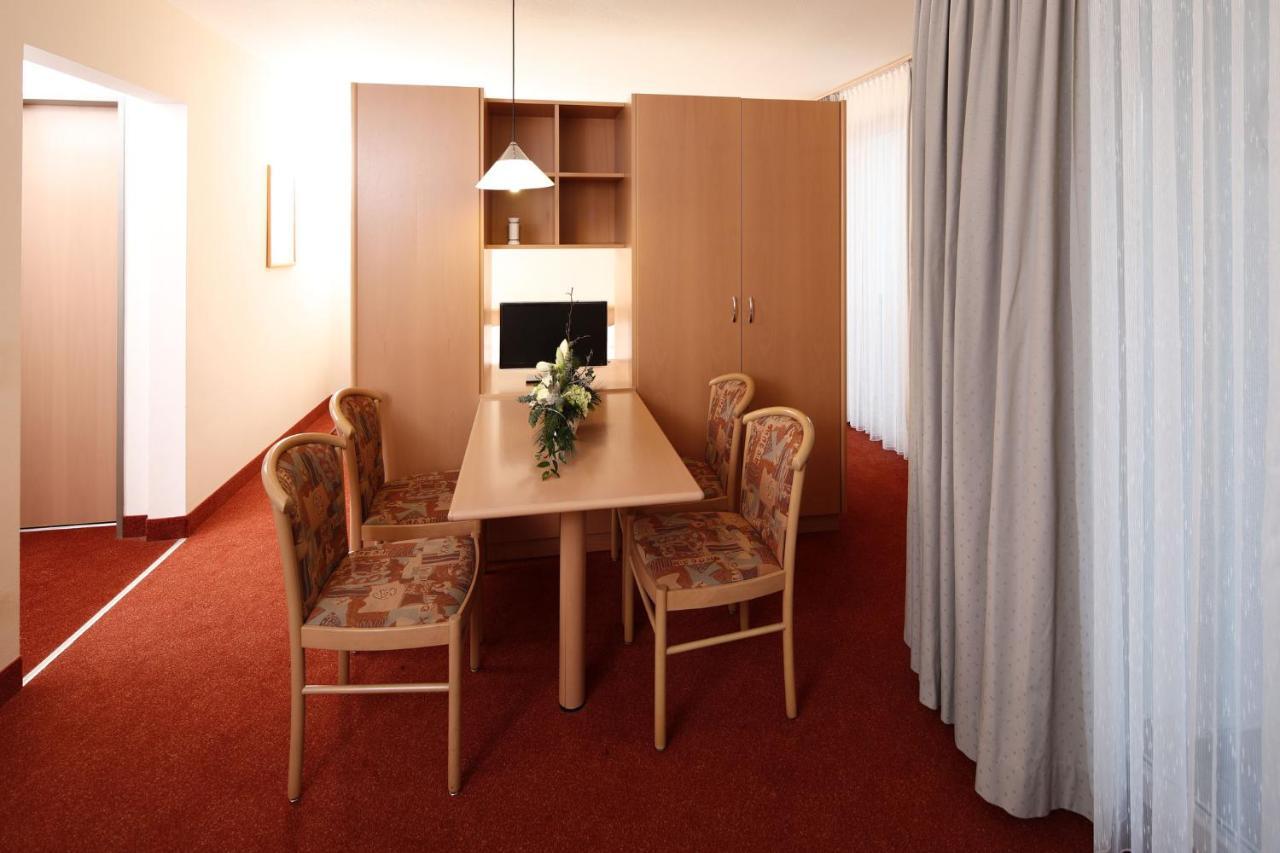 Appartement-Hotel Sibyllenbad Neualbenreuth Buitenkant foto