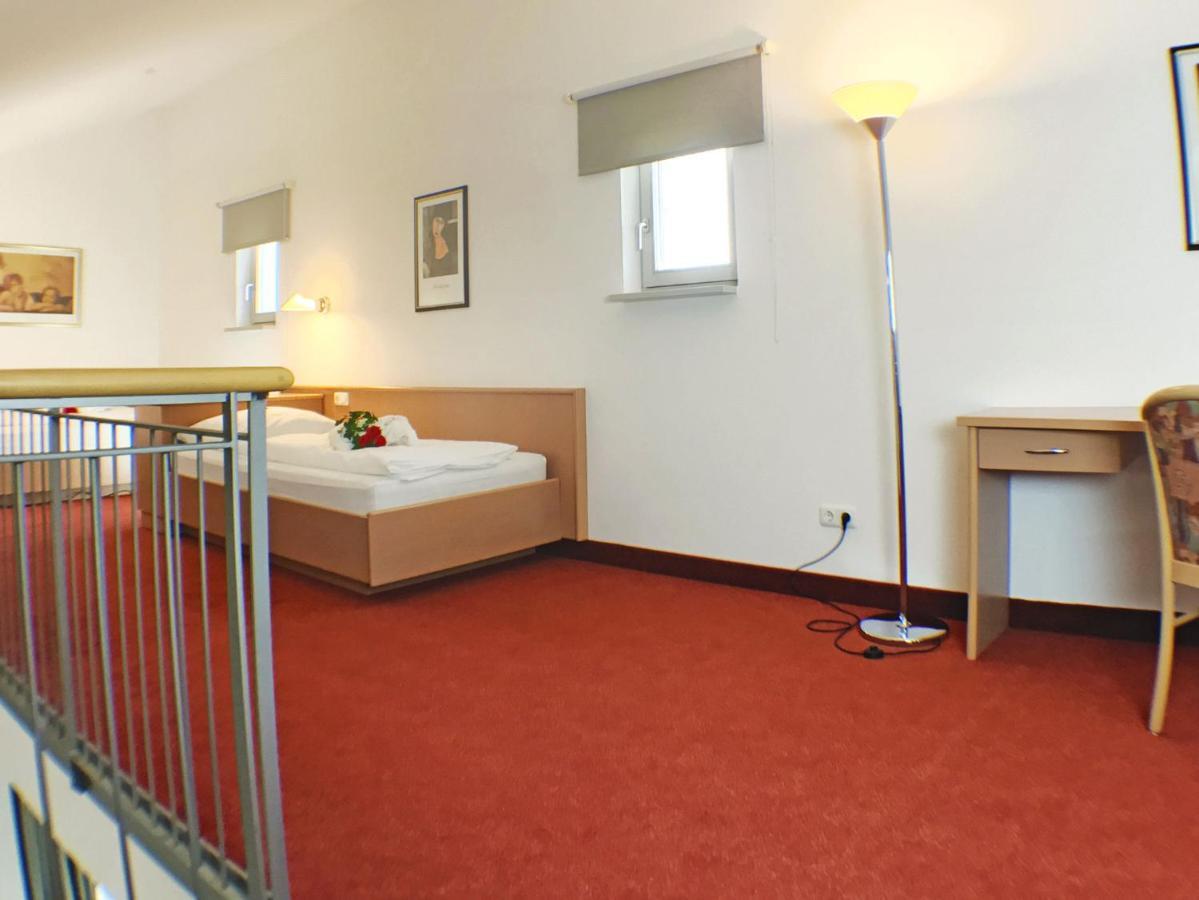 Appartement-Hotel Sibyllenbad Neualbenreuth Buitenkant foto