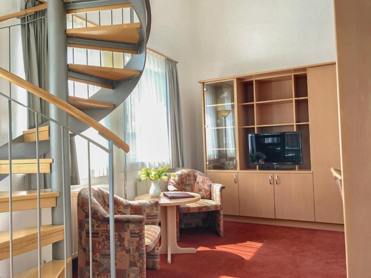 Appartement-Hotel Sibyllenbad Neualbenreuth Buitenkant foto